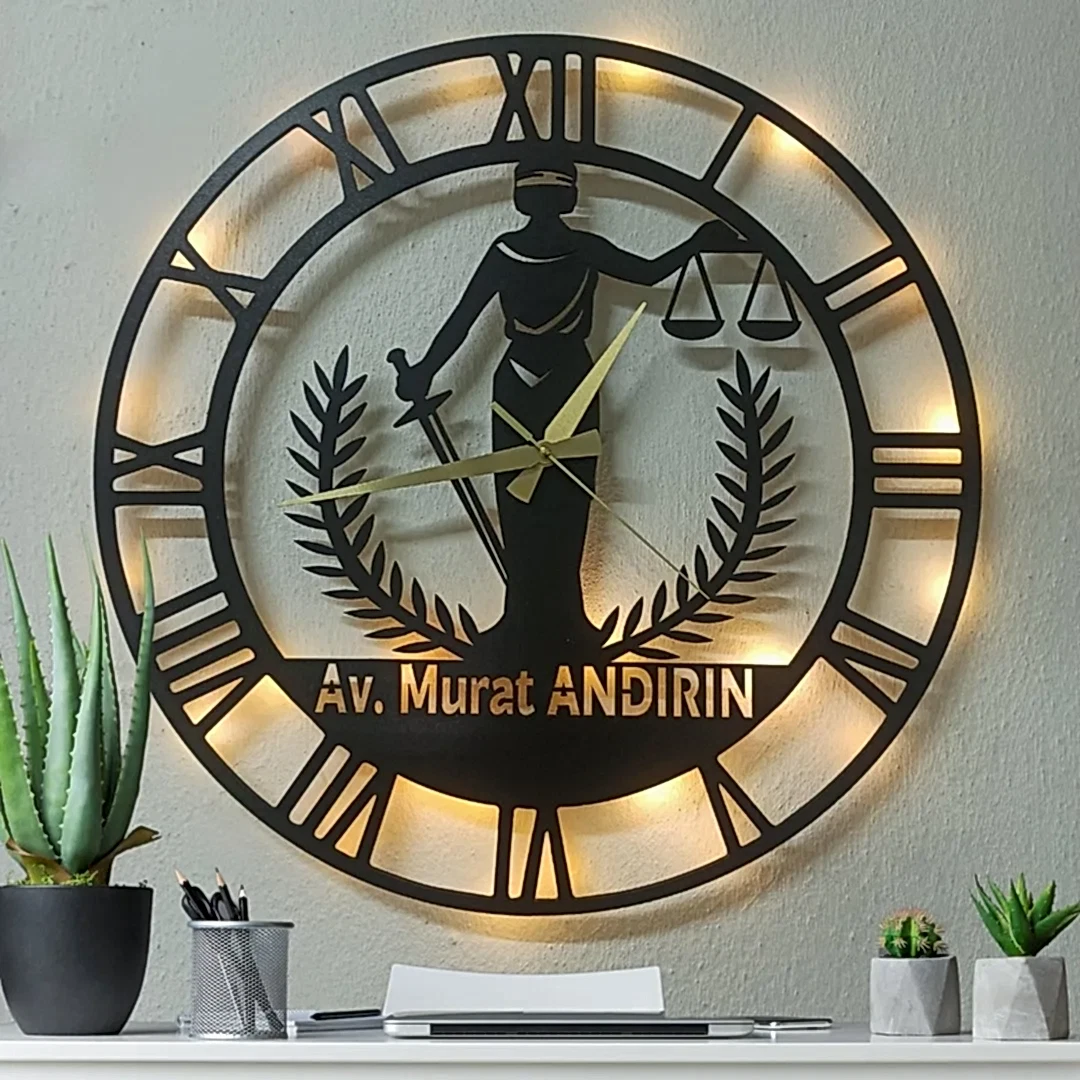 Avukatlara İsim Yazılabilir Işıklı Modern Ofis Duvar Saati - Görsel 1