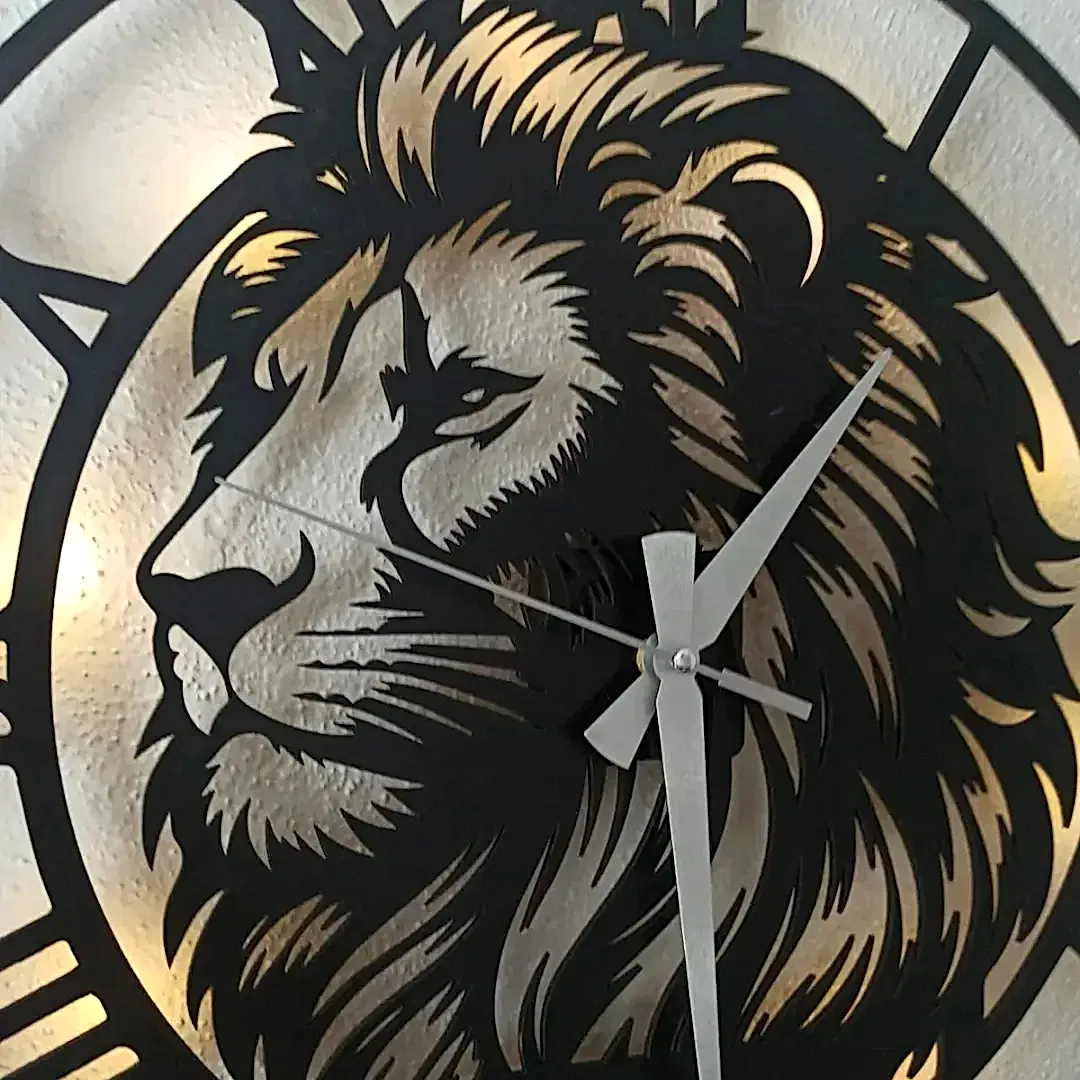 Aslan Tasarımlı LED Işıklı Modern Şık Ev Duvar Saati - Görsel 5