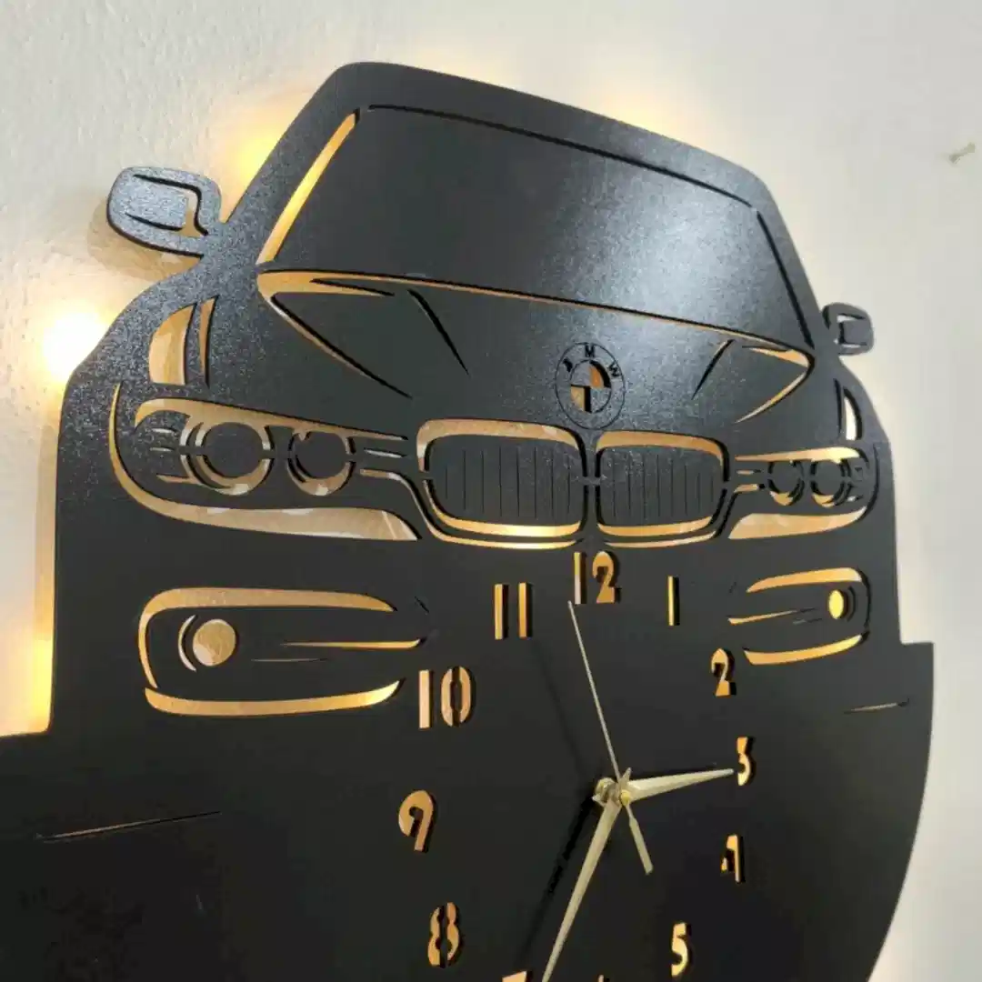 BMW tasarımlı LED ışıklı isim yazılabilir dekoratif duvar saati