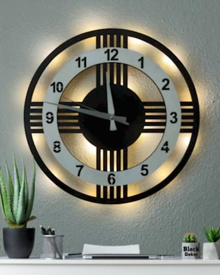 Beyaz çemberli ışıklı modern 5 çizgili dekoratif duvar saati