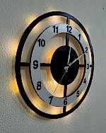 Beyaz çemberli ışıklı modern tek çizgili dekoratif duvar saati