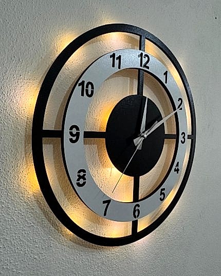 Beyaz çemberli ışıklı modern tek çizgili dekoratif duvar saati